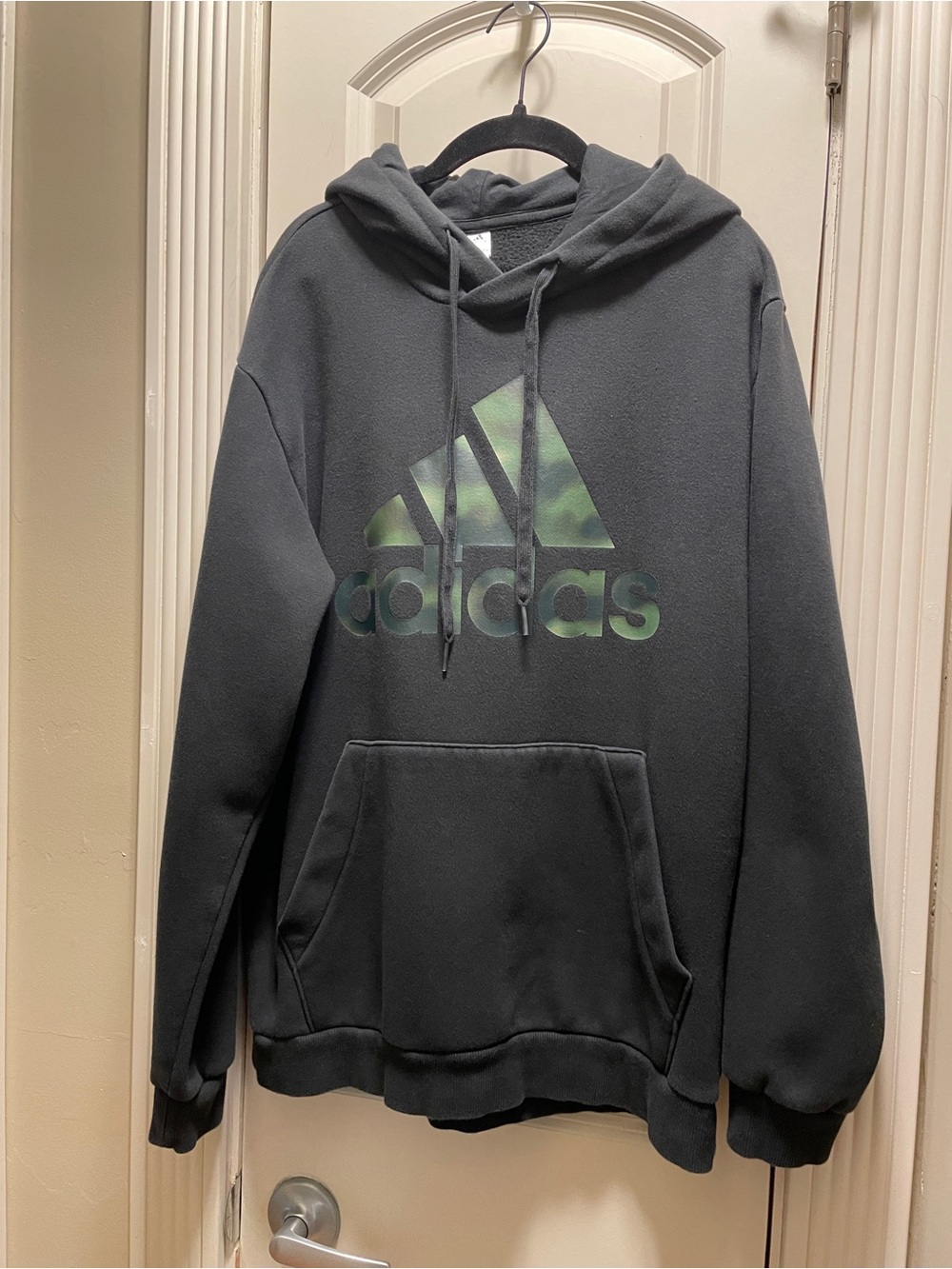 ADIDAS LIKE NEW HOODIE